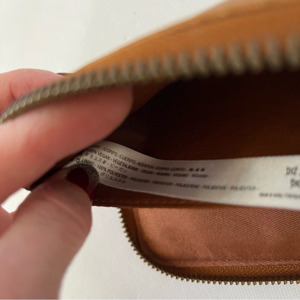 Free People Brown Vegan Wallet NWT - Picture 6 of 8